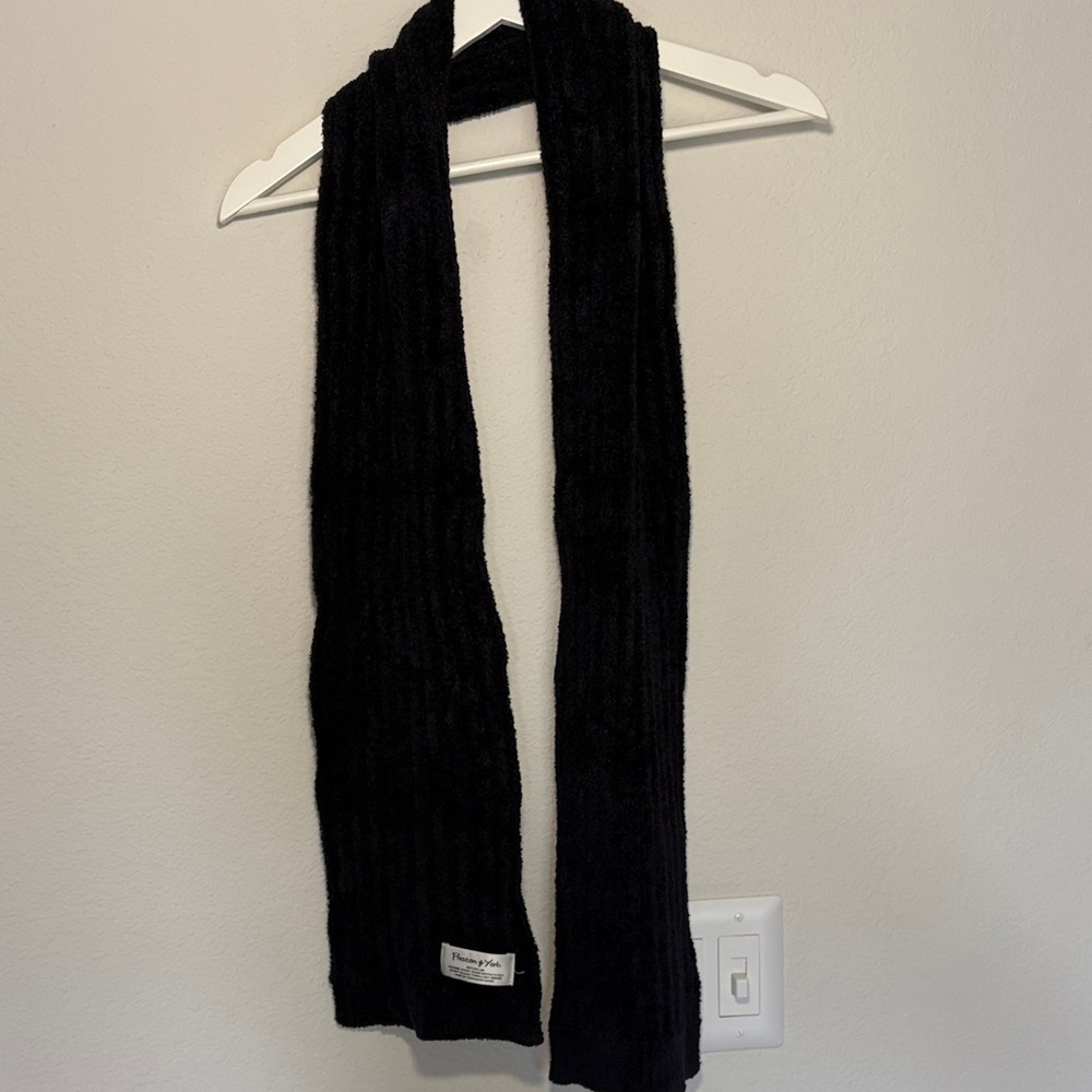 Preston & York Charcoal Black Gray Knit Scarf Accessory